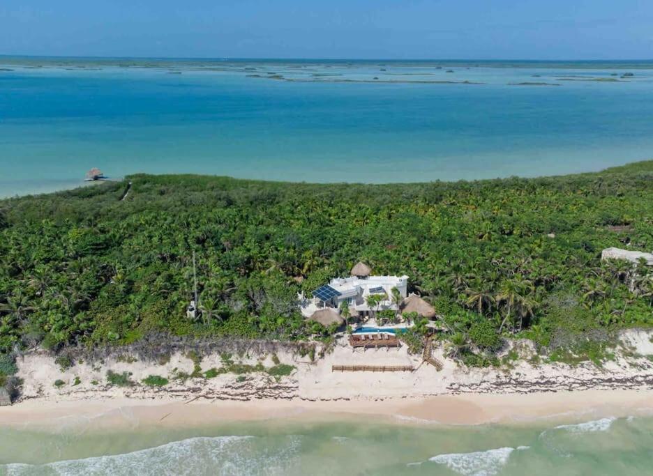 Luxury 5-Br Beachfront Home In Tulum Casa Sofia Gato Luaran gambar