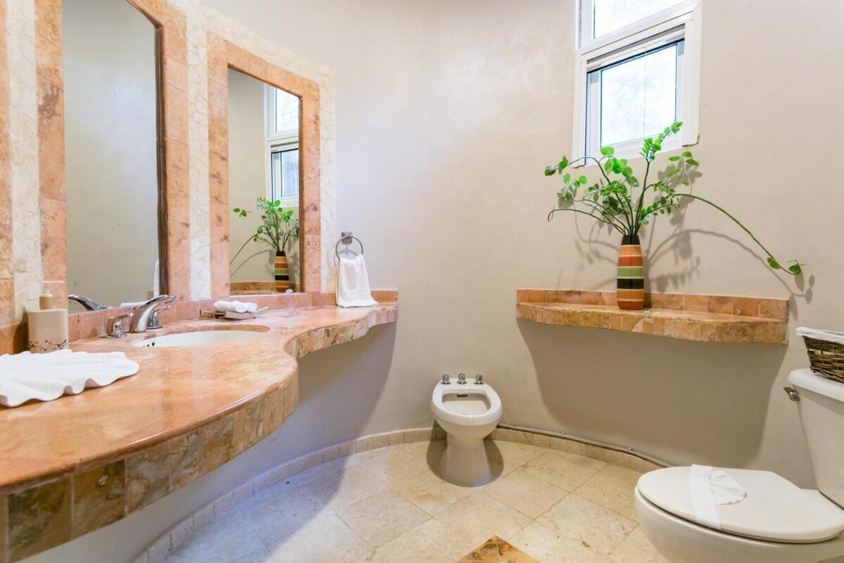 Luxury 5-Br Beachfront Home In Tulum Casa Sofia Gato Luaran gambar