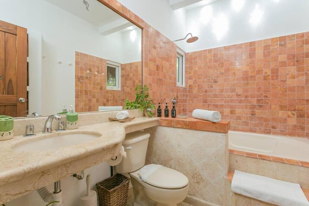 Luxury 5-Br Beachfront Home In Tulum Casa Sofia Gato Luaran gambar