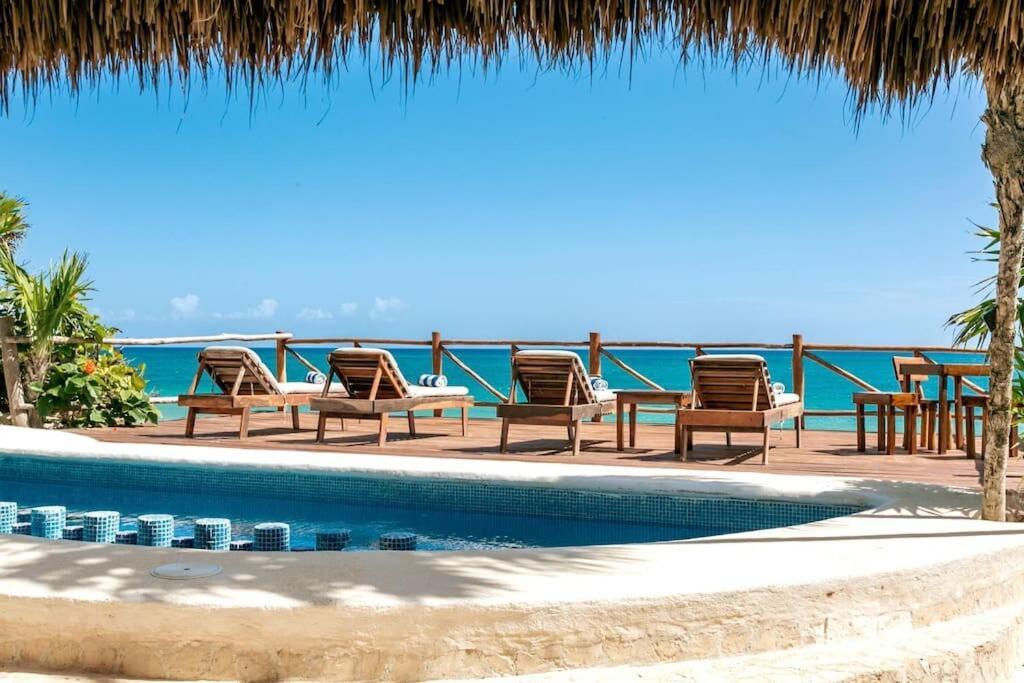 Luxury 5-Br Beachfront Home In Tulum Casa Sofia Gato Luaran gambar
